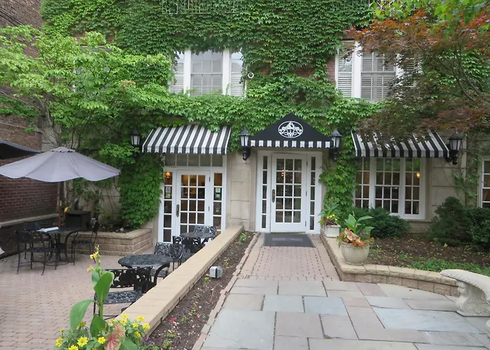 Western Hawthorne Terrace Hotel 3*