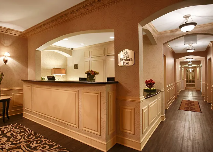 Western Hawthorne Terrace 3* Chicago