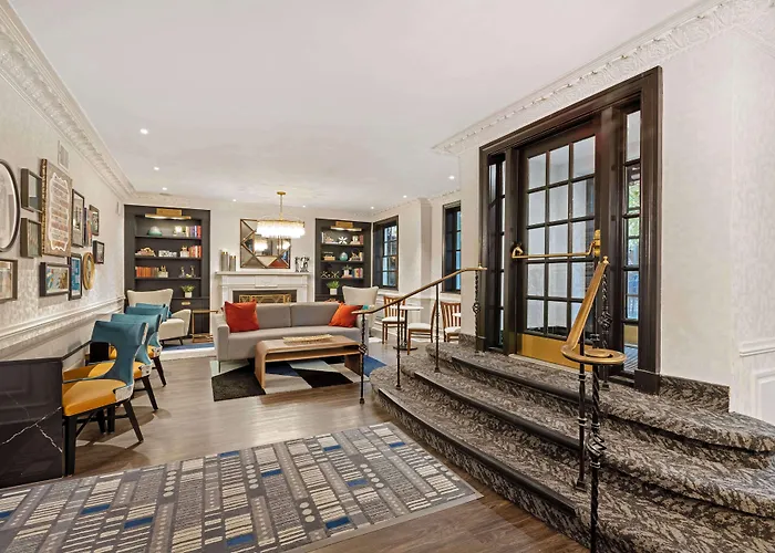 Western Hawthorne Terrace Hotel