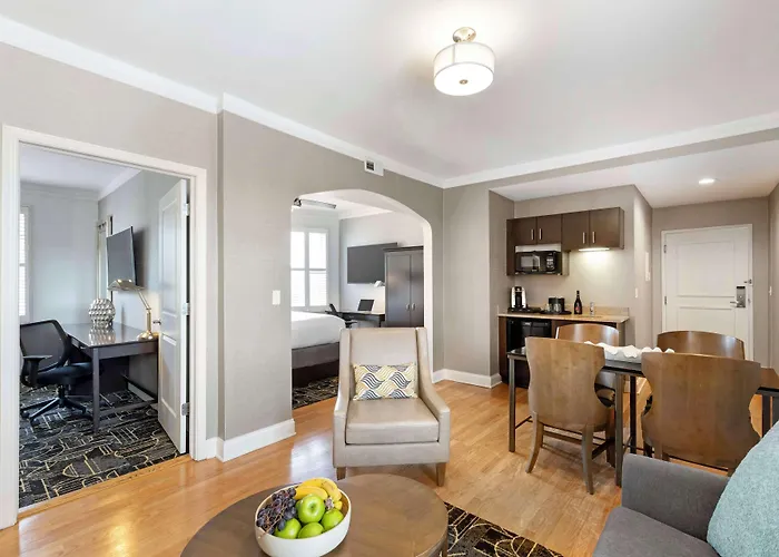 Western Hawthorne Terrace 3* Chicago