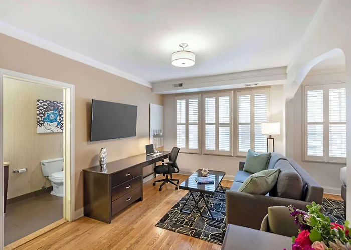 Western Hawthorne Terrace 3* Chicago