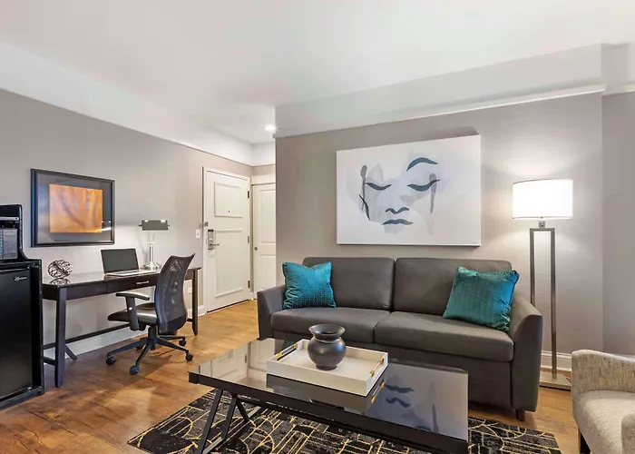 Western Hawthorne Terrace 3* Chicago