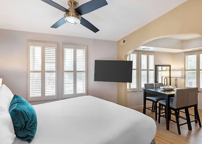 Western Hawthorne Terrace 3* Chicago